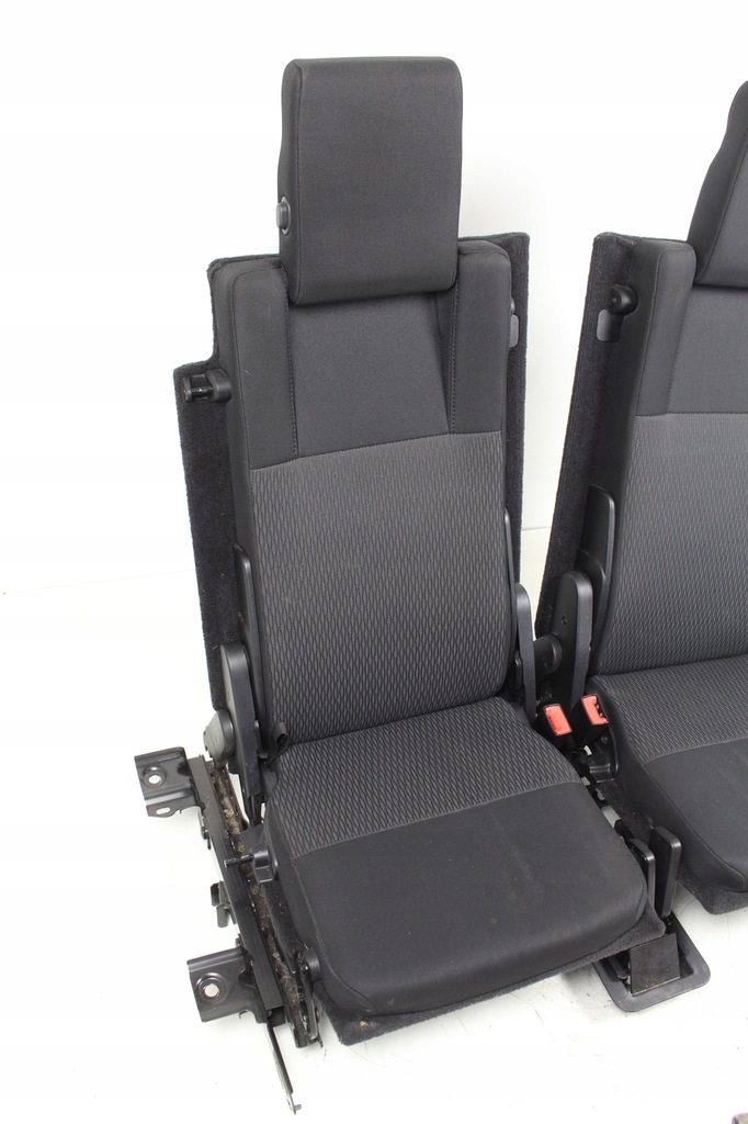 фото №2, Заднее сиденье сиденья 3 ряд ремни land rover discovery iv