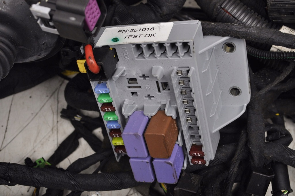 фото №6, Ferrari california 4.3 джгут електропроводка салону