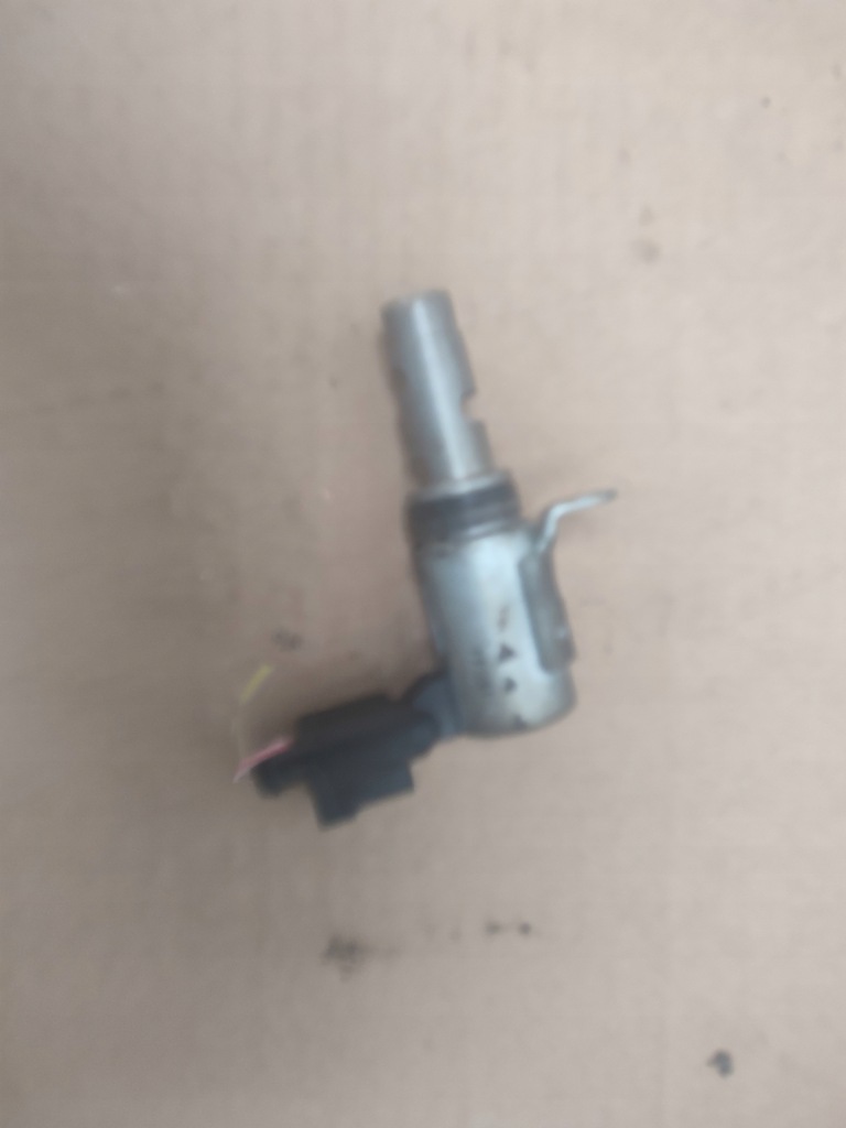 Купити Датчик faz розподільного валу vw volkswagen 03c906455a