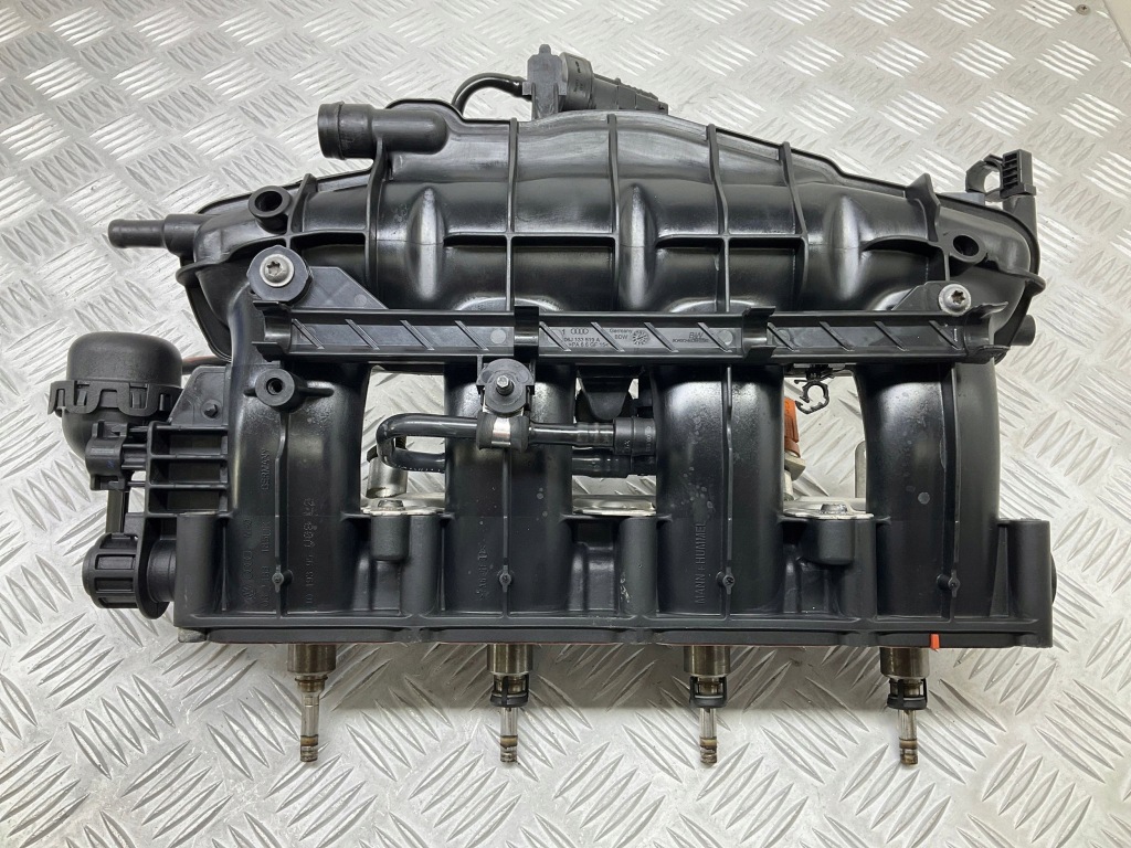 2011 audi tt tts mk2 колектор впускний  06j133185dk в Україні