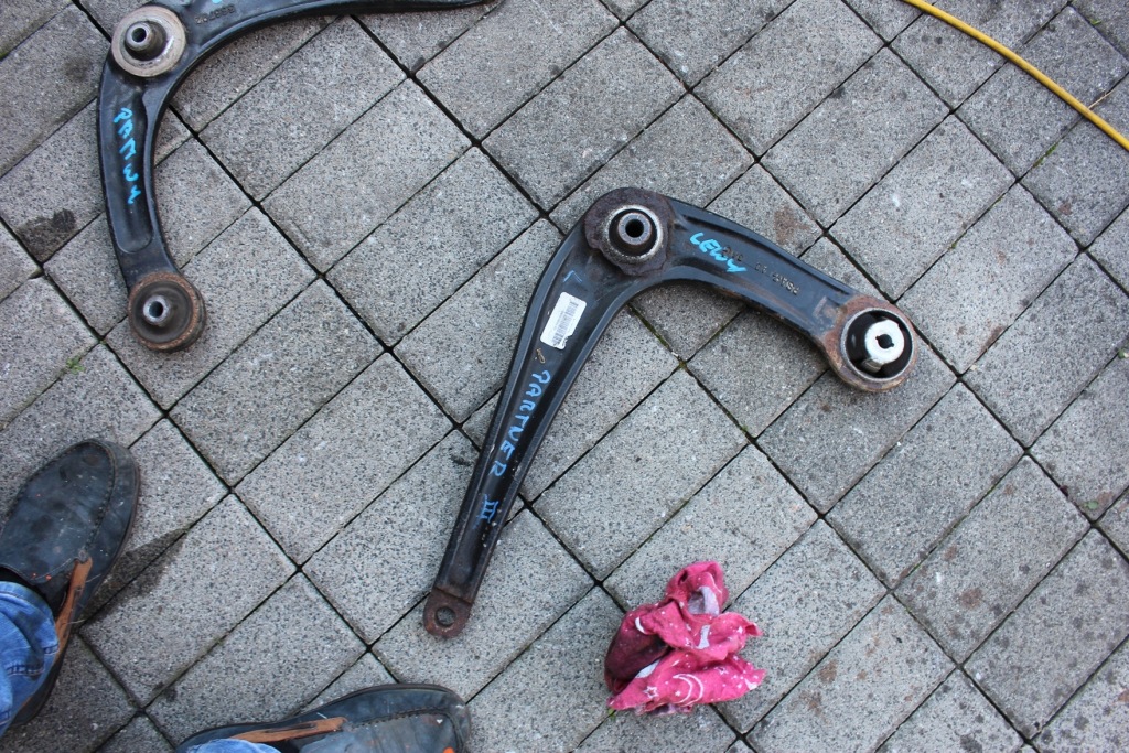 фото №1, Peugeot partner iii рычаг правый lub левый оригинал