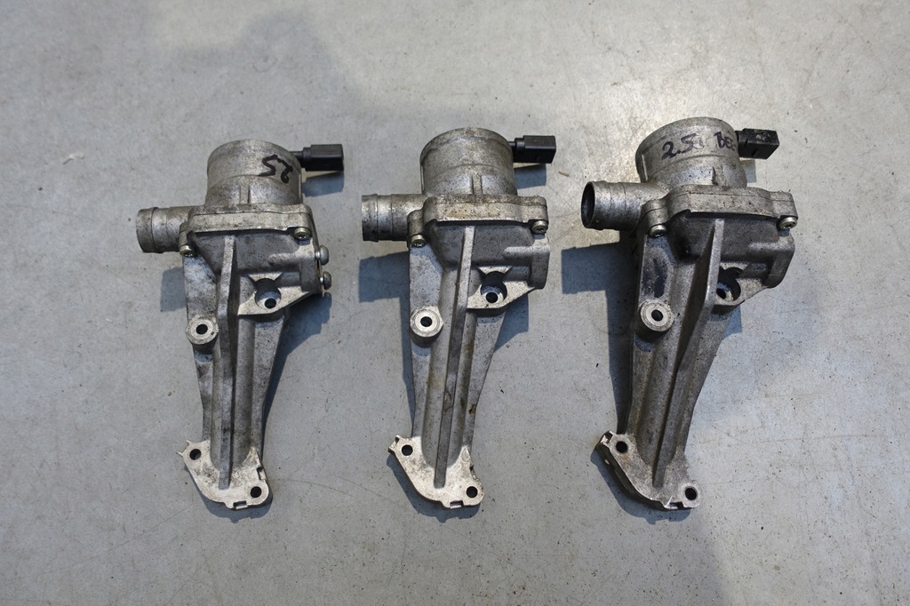 фото №1, Vw beetle 5c 2.5 клапан воздуха