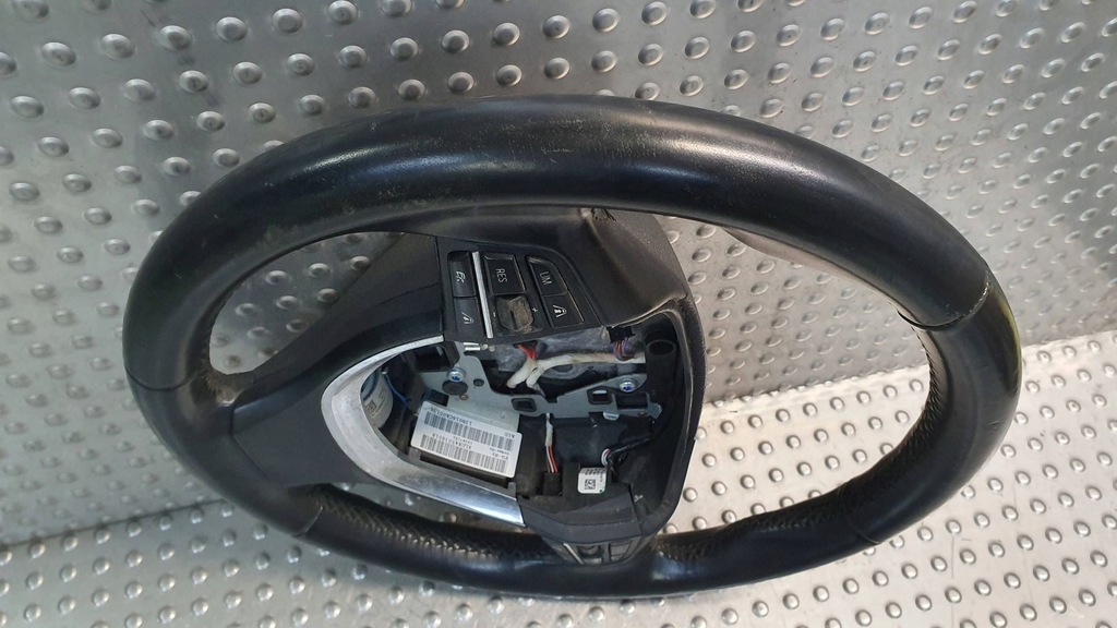 фото №8, Повітропровід шкіра мультифункція bmw 7 f01 f02 08-