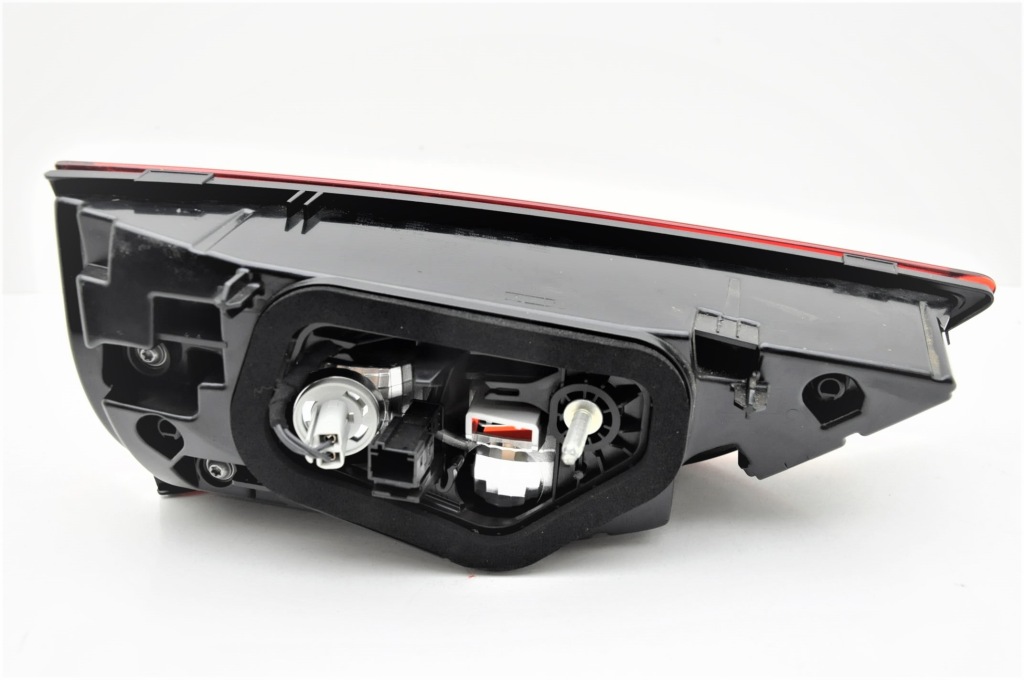 фото №3, Opel grandland x 2017- лампа задня led права nowa