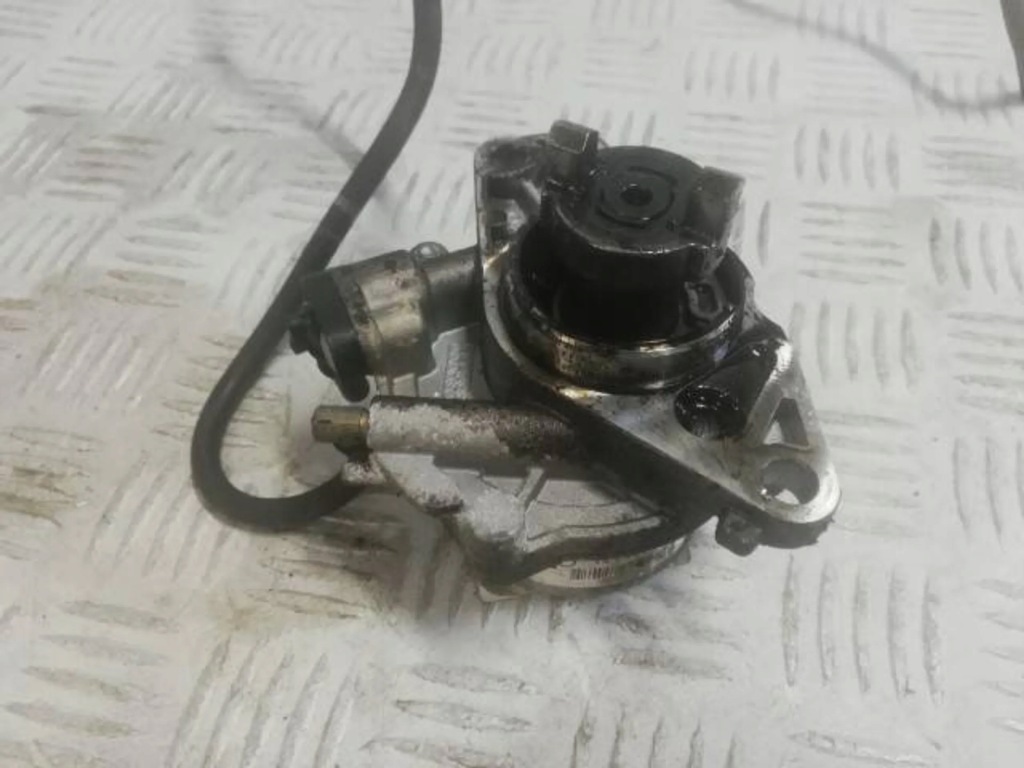 Купити Opel corsa e насос вакууму вакуум