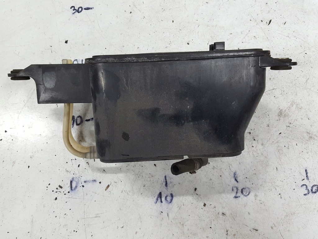 фото №1, Audi r8 420 4.2 tfsi фільтр пального вугільний