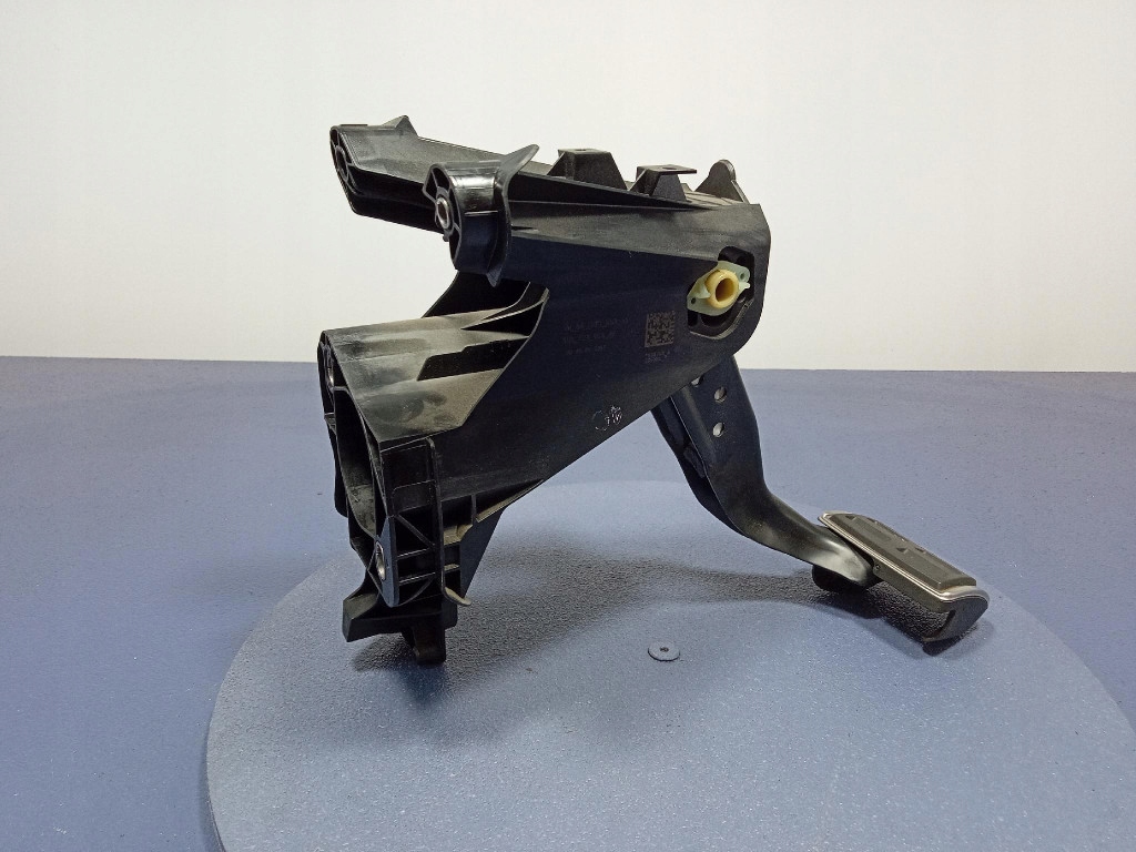 фото №7, Seat leon iii педаль тормоза автоматическая коробка передач 5q1723058ak