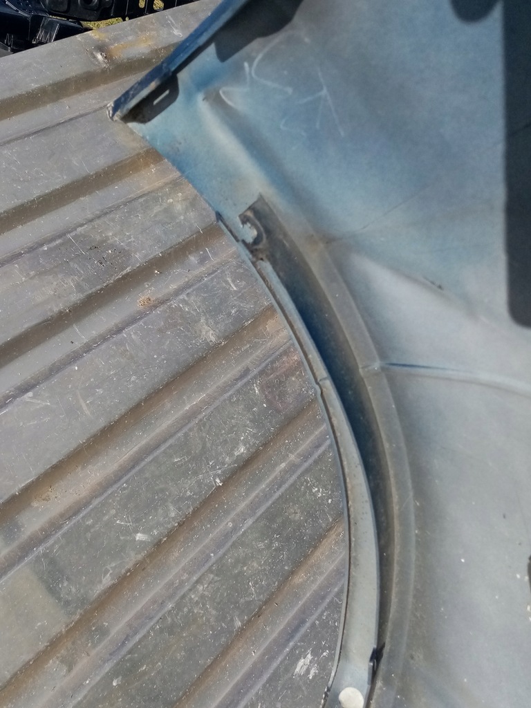 фото №8, Бампер перед передний ford transit courier tourneo