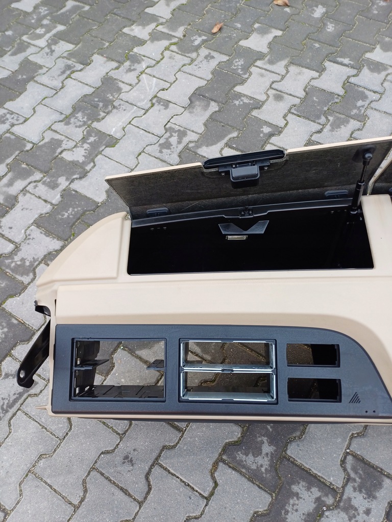 фото №8, Полиця верхній бардачок консоль верхній бардачки сонцезахисний козирок mercedes actros mp4