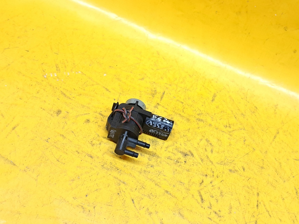 фото №1, Клапан вакуумa audi a3 8p fl 2,0tdi 1k0906283a