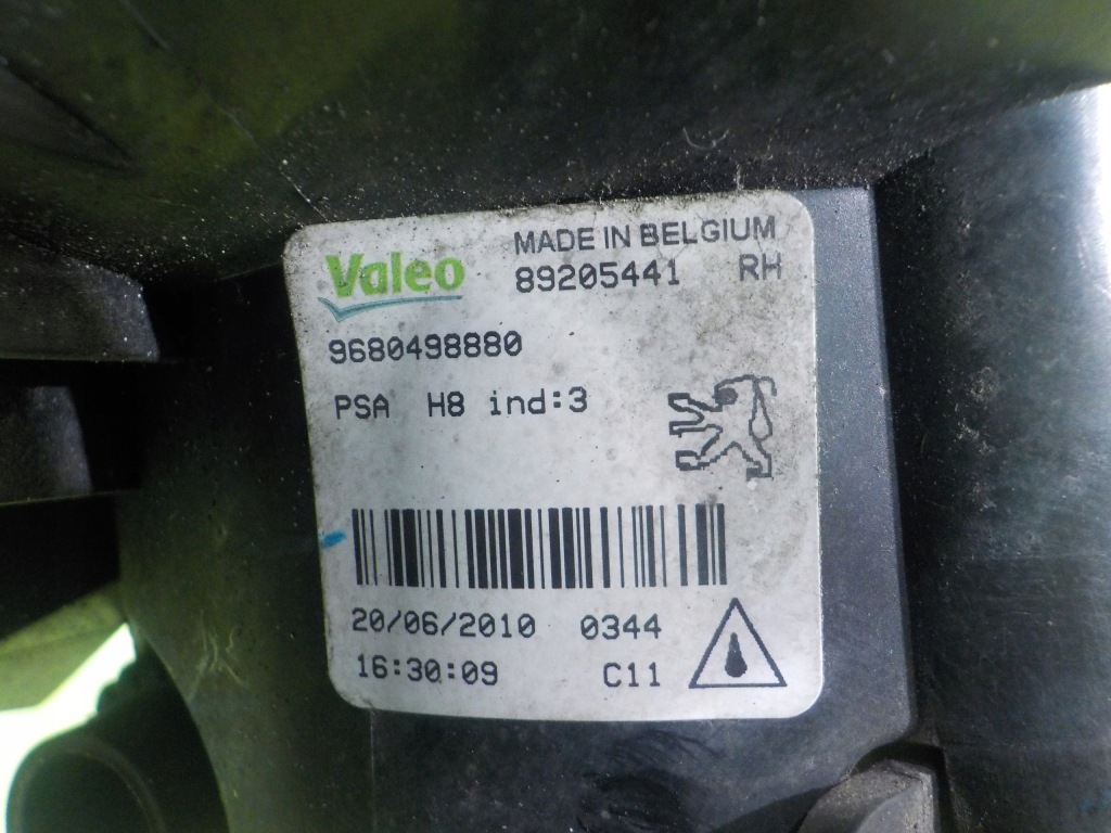 Peugeot rcz 1.6 thp 10r купе 2d противотуманная фара правый 89205441 9680498880 Недорого