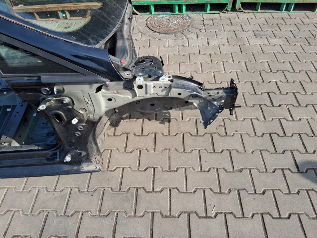 фото №1, Ford fiesta mk8 лонжерон левая подкрылок левый