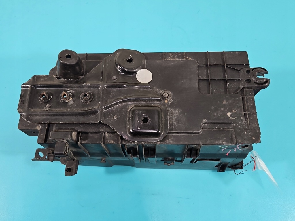 Купить Корпус аккумулятор основание opel insignia a 13330946 2.0 cdti