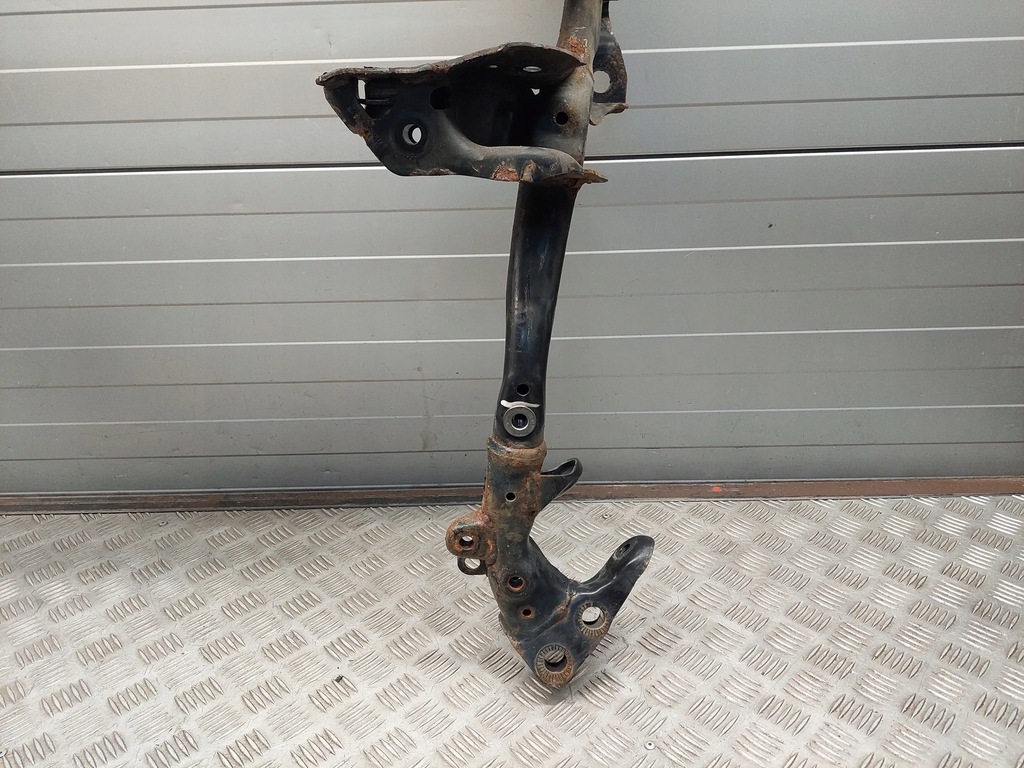 фото №16, Audi a8 s8 d4 4h 4h0399315 з передній балка передні