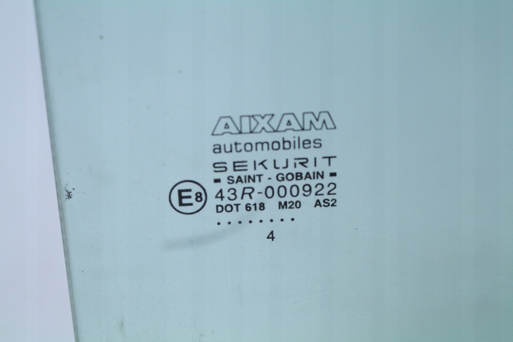 фото №3, Стекло дверь правая aixam scouty 04r.