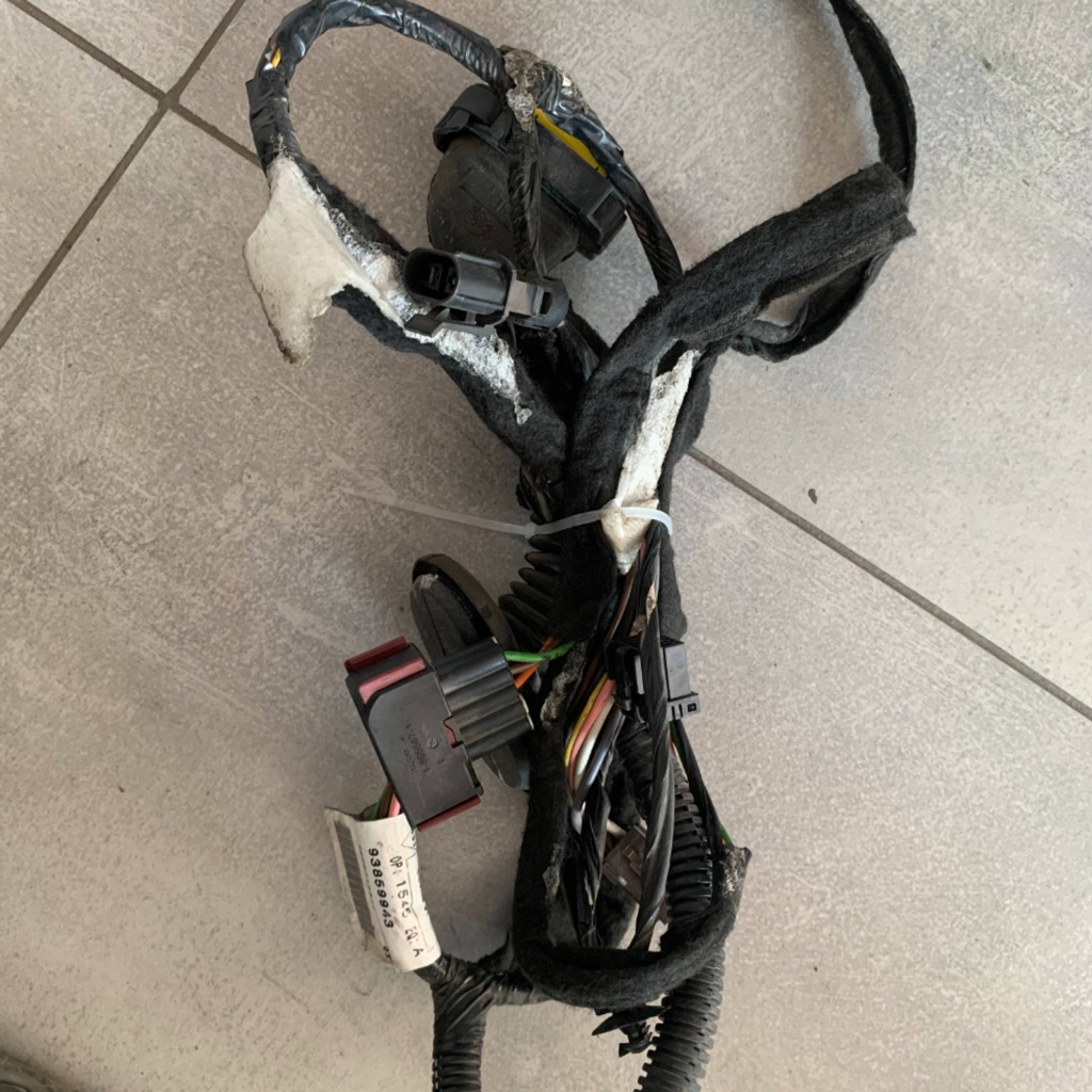 фото №1, Джгут трубопровід двері передніх 8200715014 93859943 trafic ii