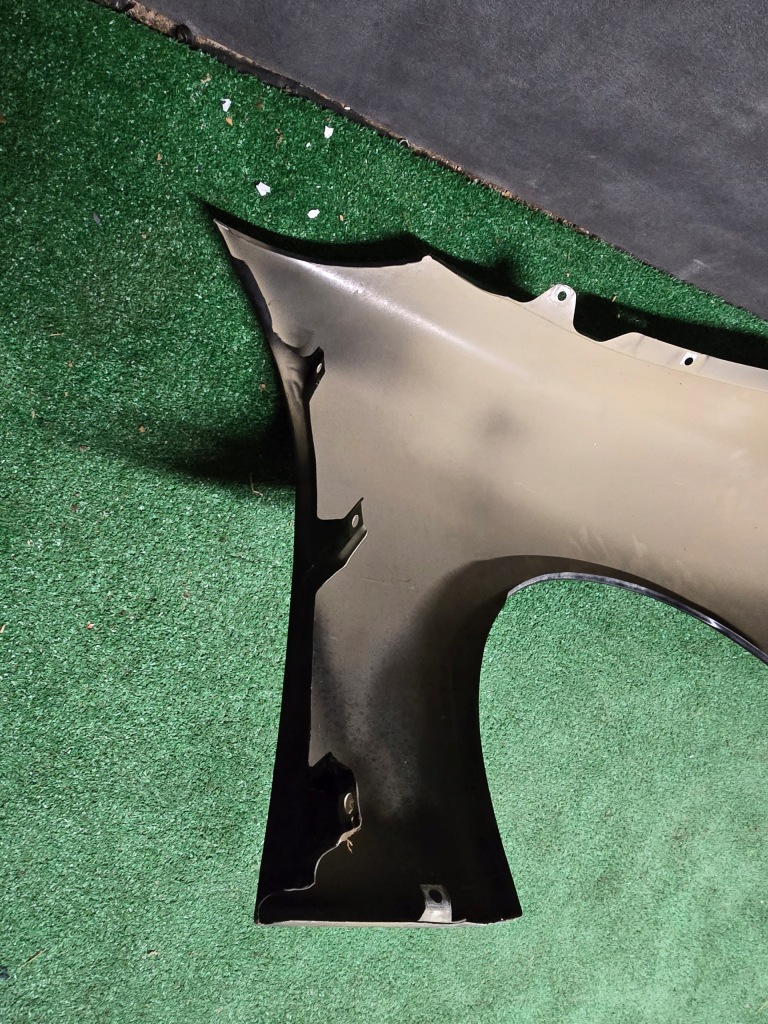 Крыло  левое  перед porsche 996 Оригинал