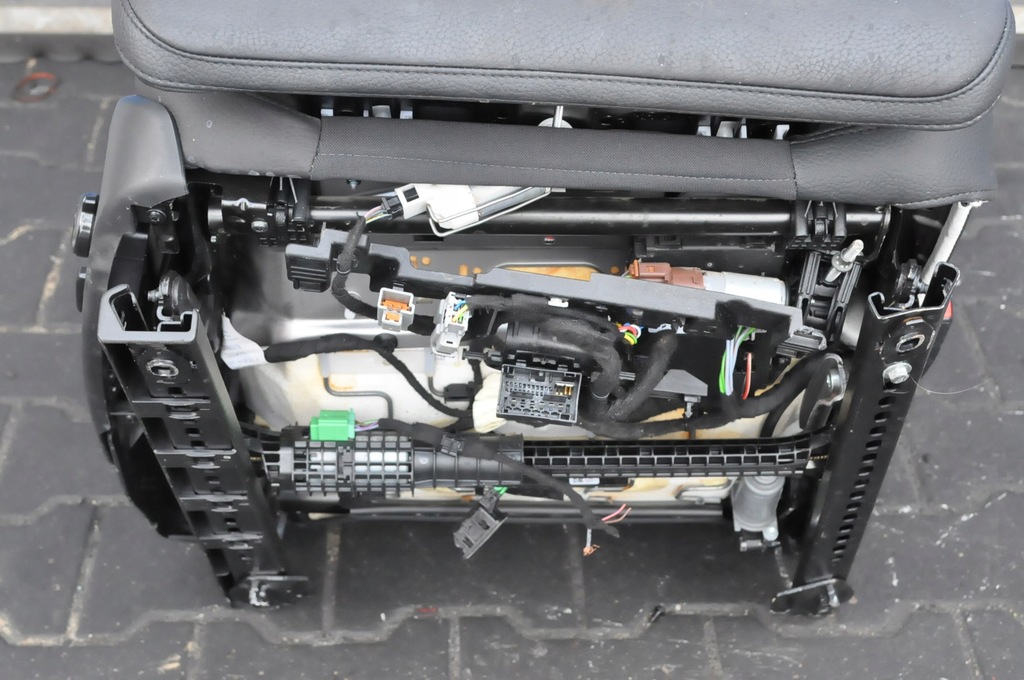 фото №11, Volvo xc60 ii комплект сидений сиденья сиденья кожа обшивки дверь