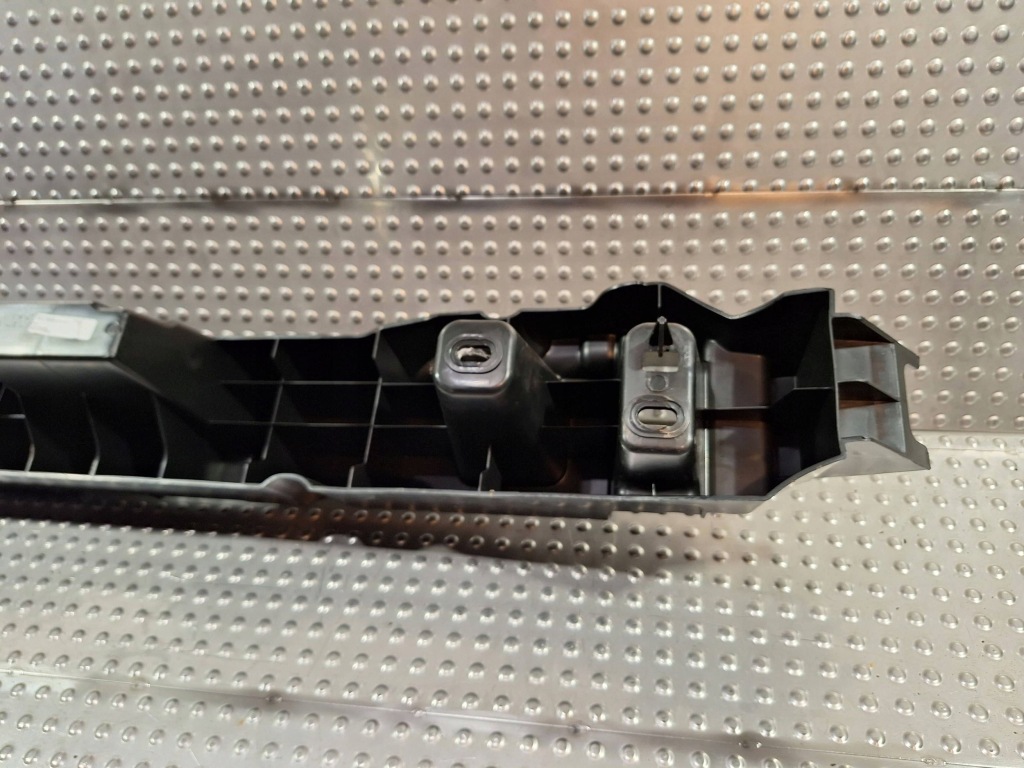 Балка бампера задня nowa 850906235r dacia duster iii 2023- Київ