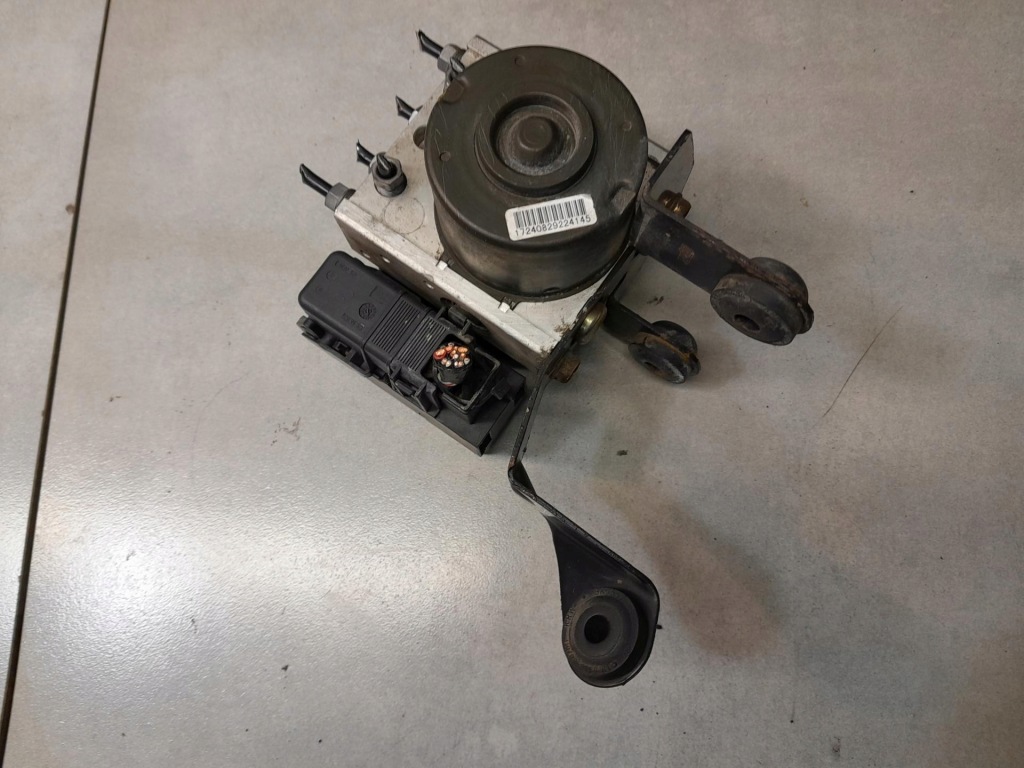 фото №1, Насос abs mazda 3 1.6 bk 3m512m110ca