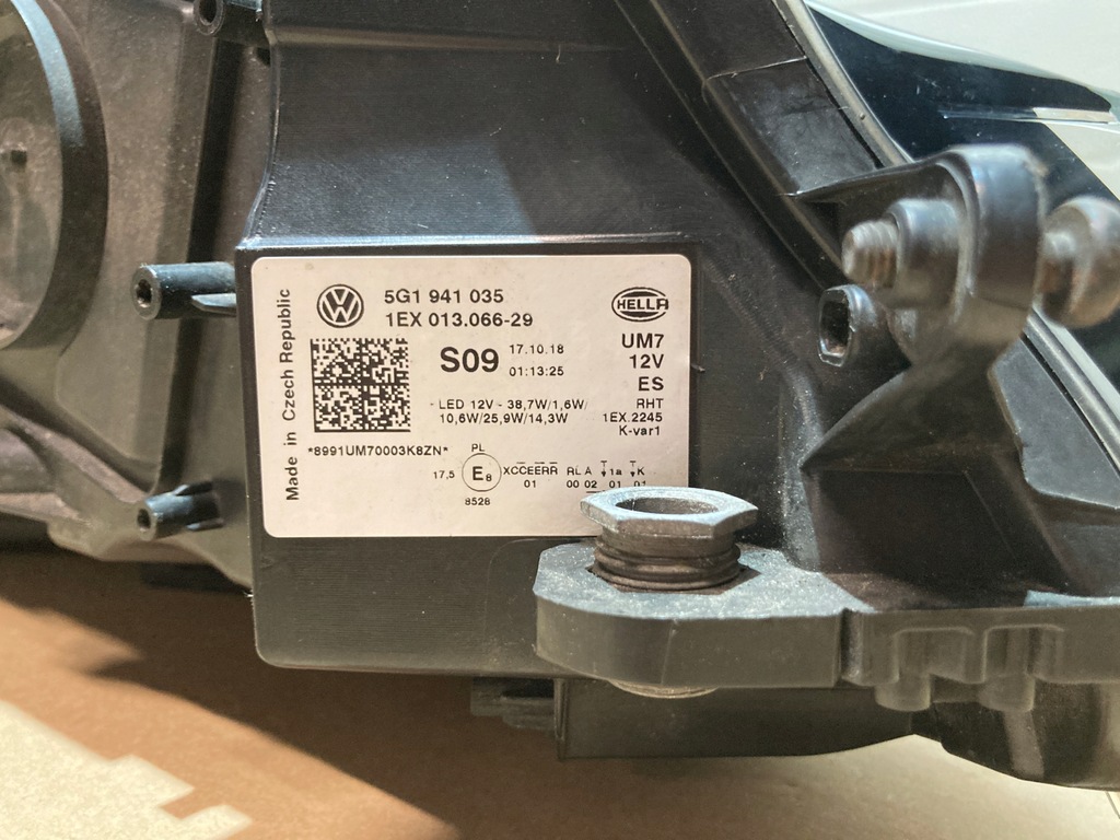 фото №15, Лампа левая передняя vw golf vii lift 5g1