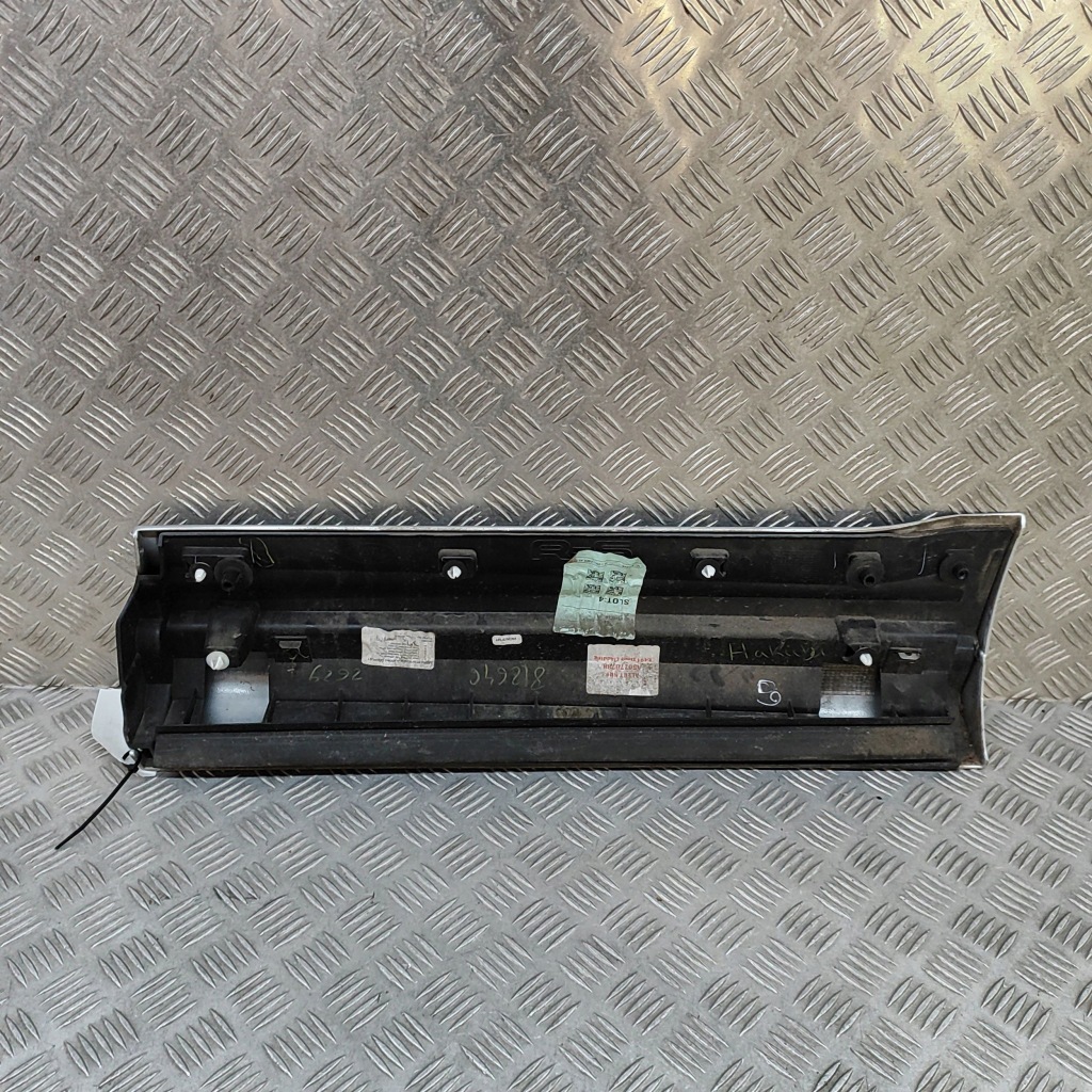 фото №2, Land rover range rover sport l494 2018 права сторона молдинг двері задніх