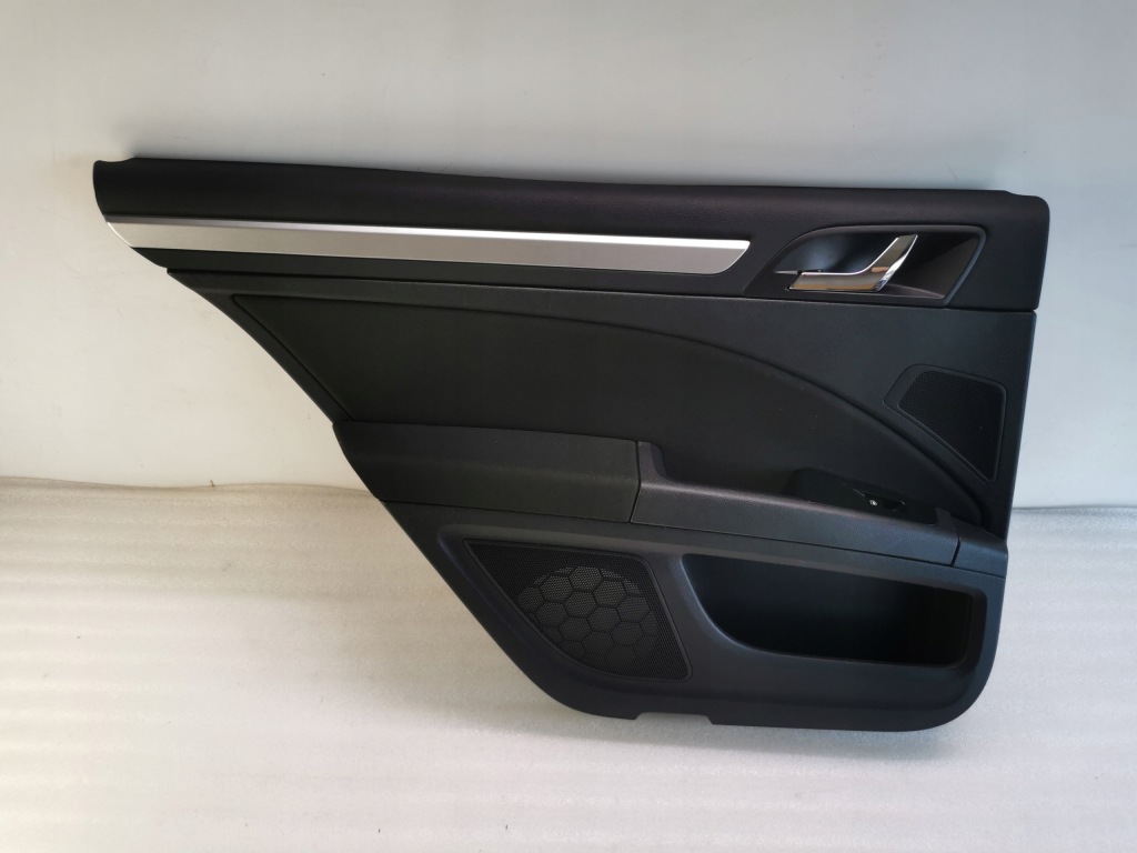 фото №1, Skoda superb ii lift kombi обшивка двері лівий задня