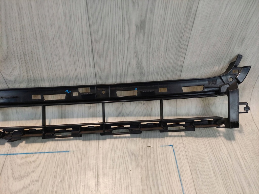 фото №15, Audi a6 c8 s-line 4k0 середня решітка бампера передній 4k0807683a