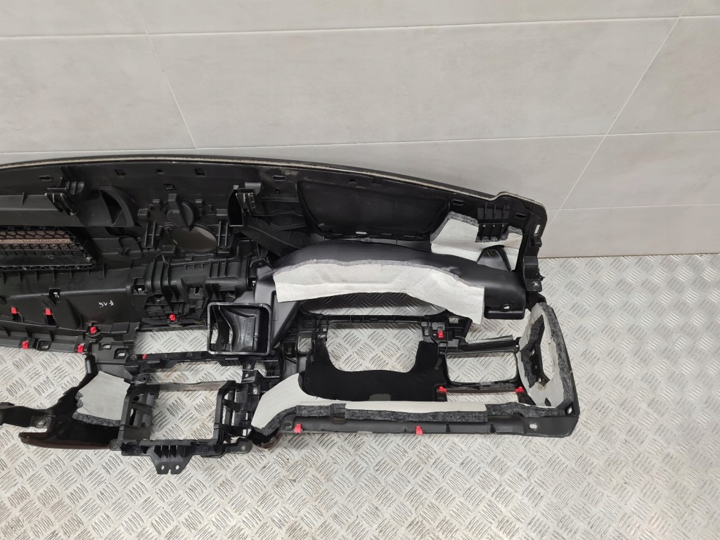 фото №9, Bmw x5 f15 x6 f16 оригинальная приборная панель консоль подушка безопасности ремни