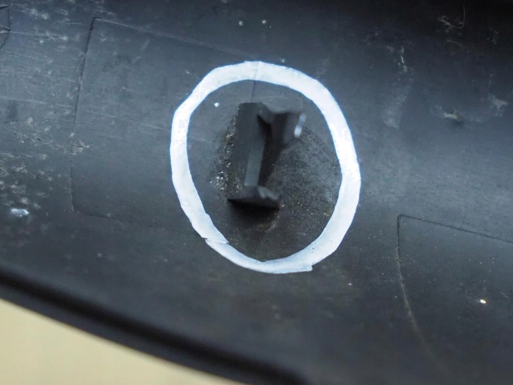 Накладка рейлінг задня права mercedes ml w163 Ціна