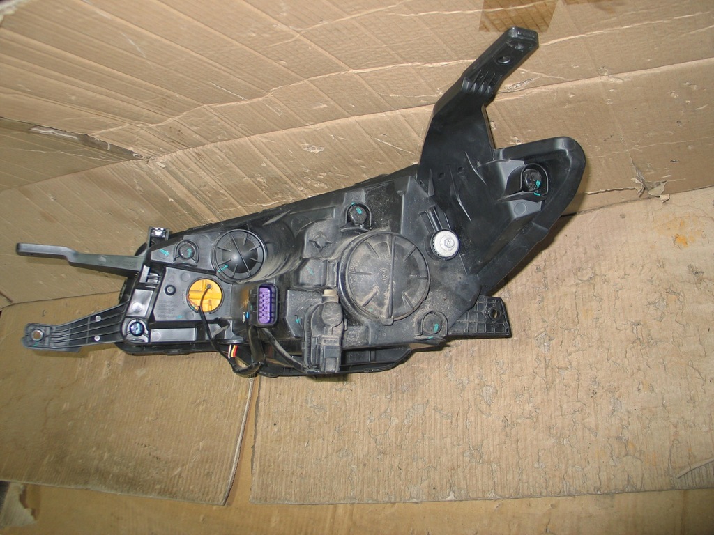 фото №15, Лампа правий перед mg zs 17-19r. europa + led