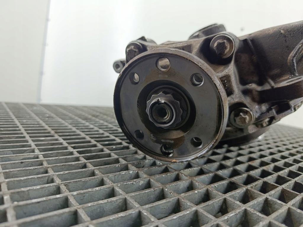 фото №7, Редуктор коробки передач mercedes-benz w205 a2053310900 a2053350201 2.0 16v