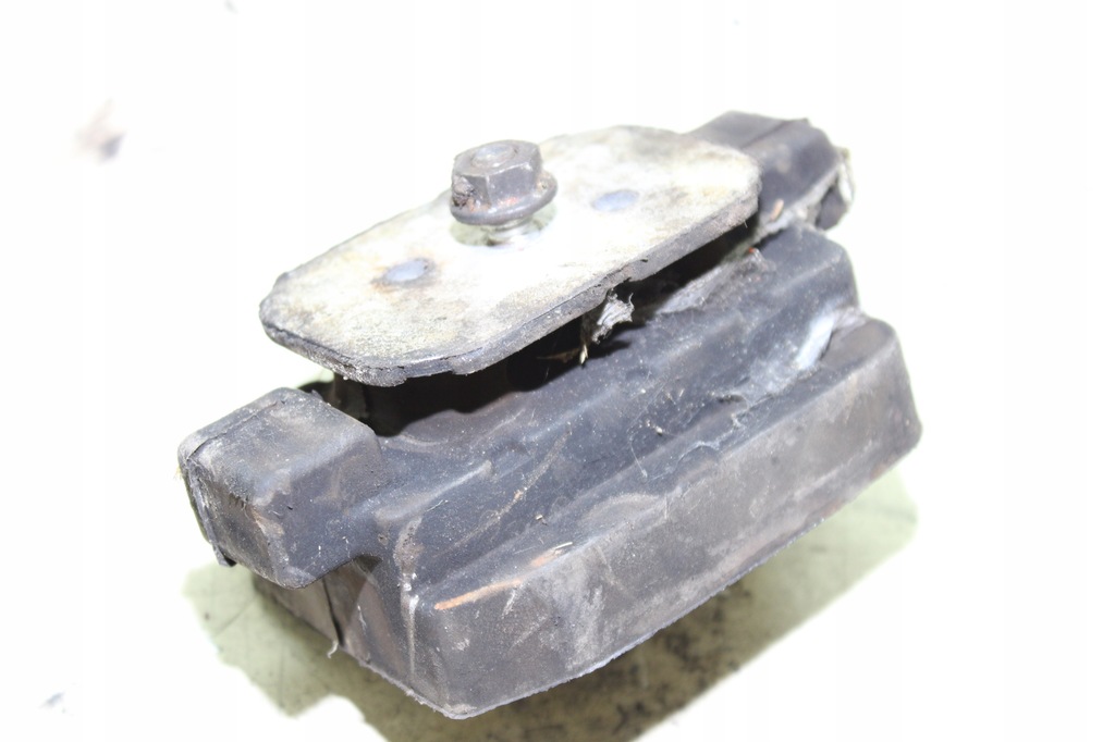 фото №5, Bmw e60 e61 подушка коробки передач 6769848