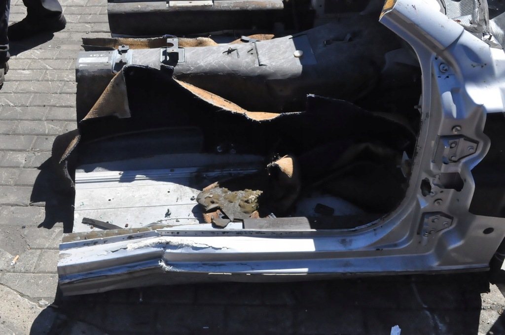 фото №10, Aston martin vanquish i vantage четверть лонжерон левая правая порог