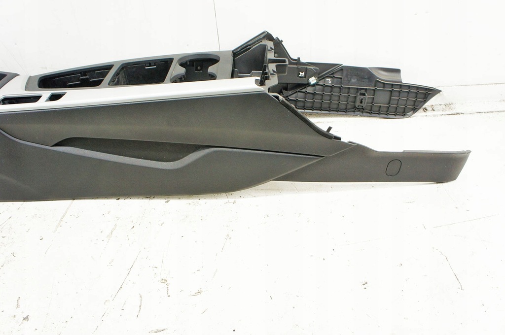 фото №5, Mn002 audi a4 b9 ^ туннель средний