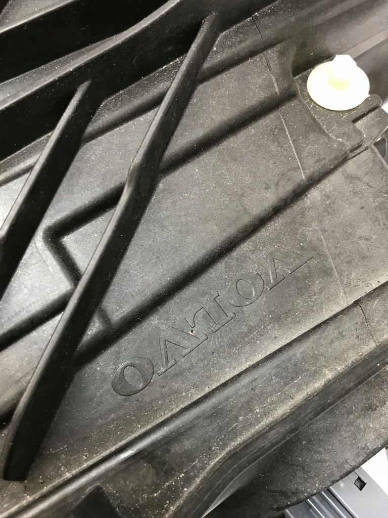 фото №12, Volvo v60 s60 лампа права перед