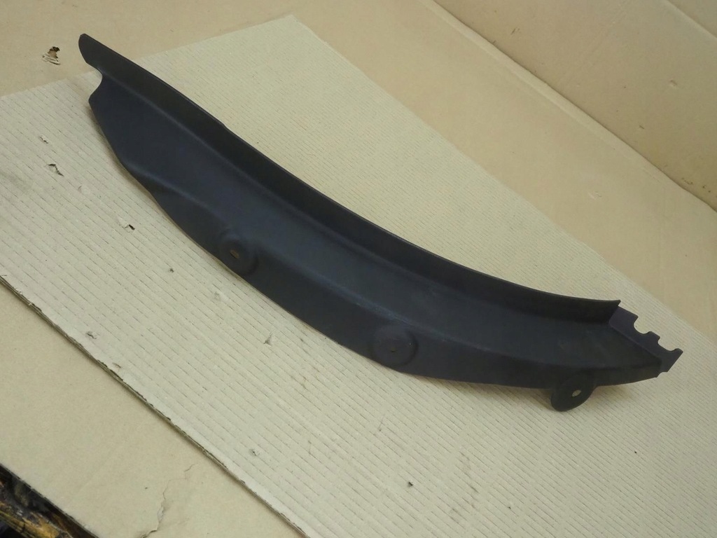 фото №14, Volvo xc60 ii брызговик задняя правый крыла 32261929