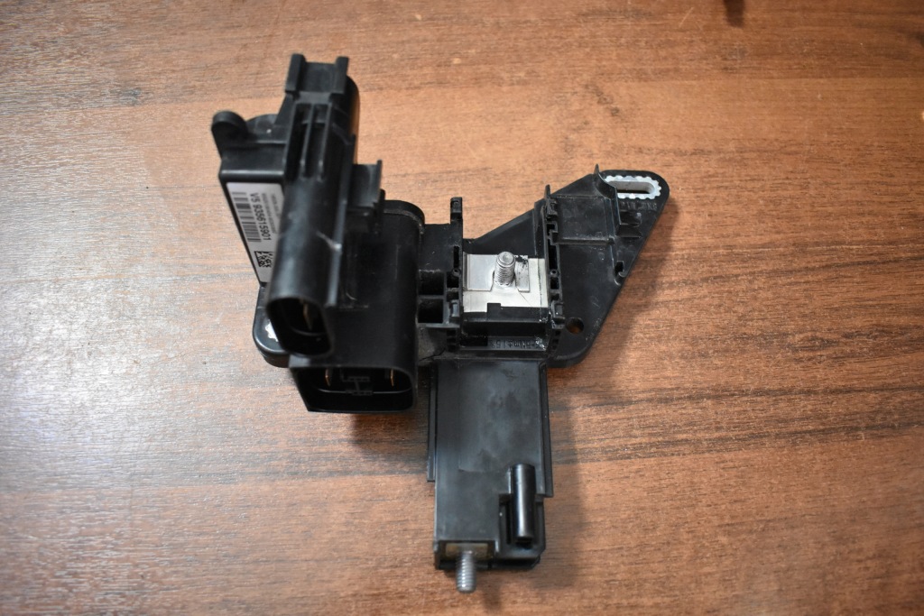 Купить Распределитель тока bmw f80 f20 f30 f82 1