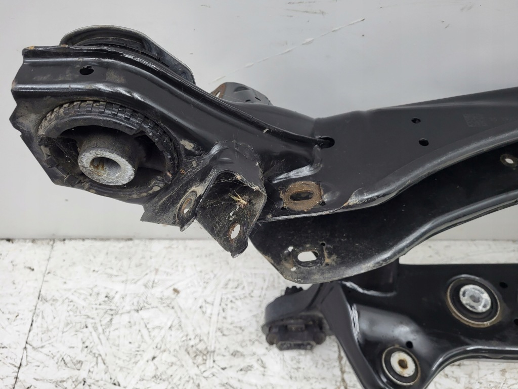 Подрамник подрамник mercedes e-klasa w212 a2123503805 с Разборки