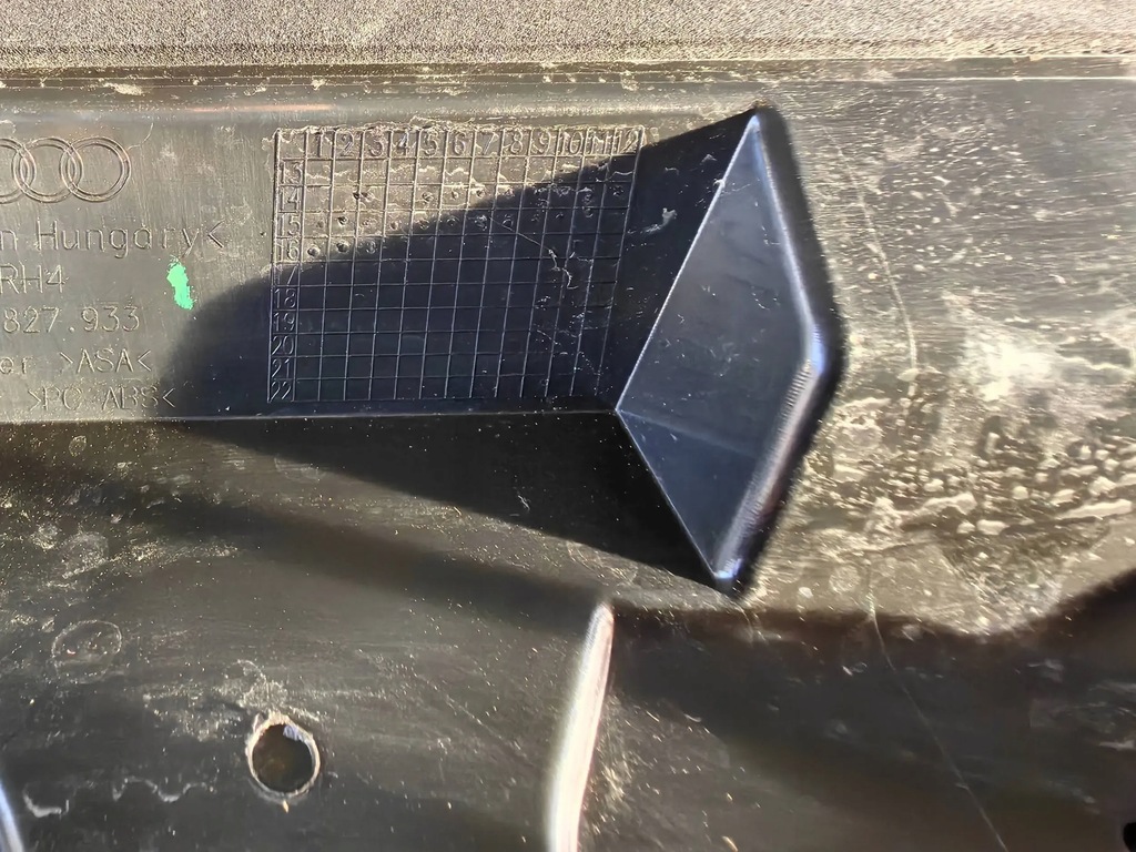 фото №10, Audi q7 4m - спойлер крышки задняя