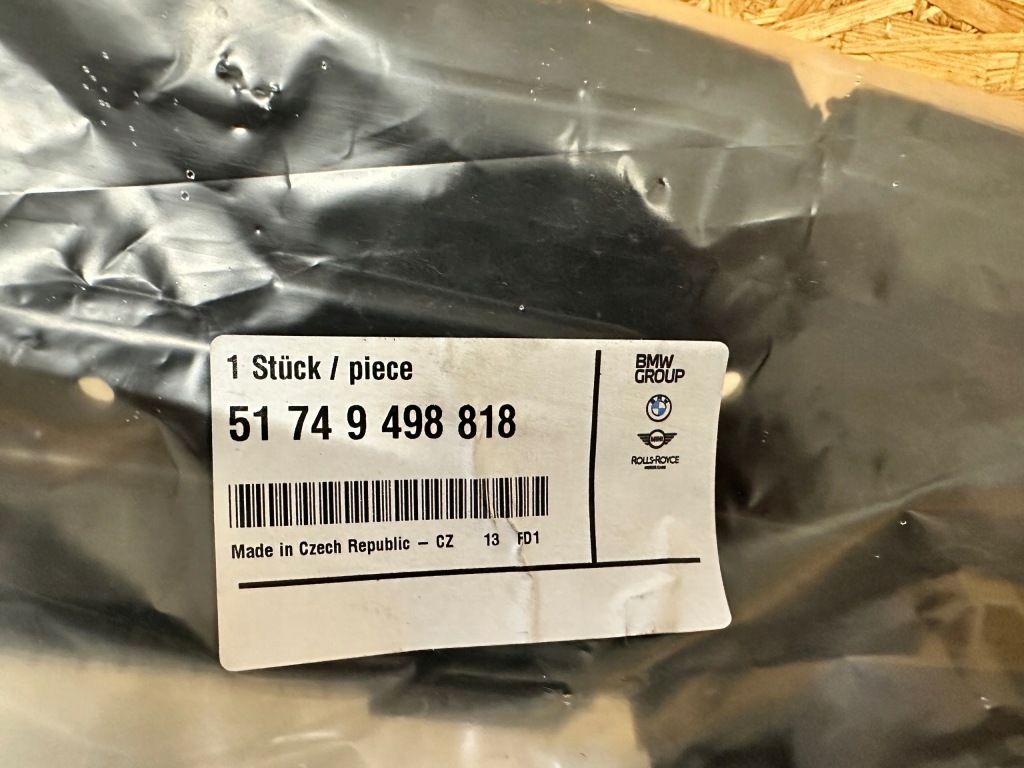 Bmw g26 впуск воздуховод воздуха 51749498818 с Разборки