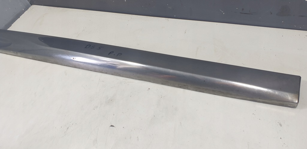 фото №1, Молдинг хром дверь правый перед citroen ds5 9673774780