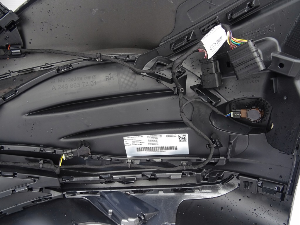 фото №8, Бампер перед передній mercedes x243 eqb amg набір