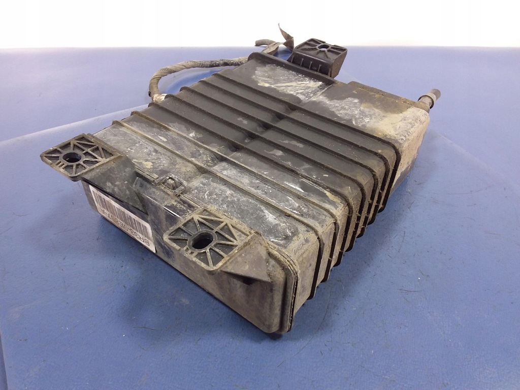 фото №7, Mustang v lift 10-14 фильтр угольный br33-9e857-a