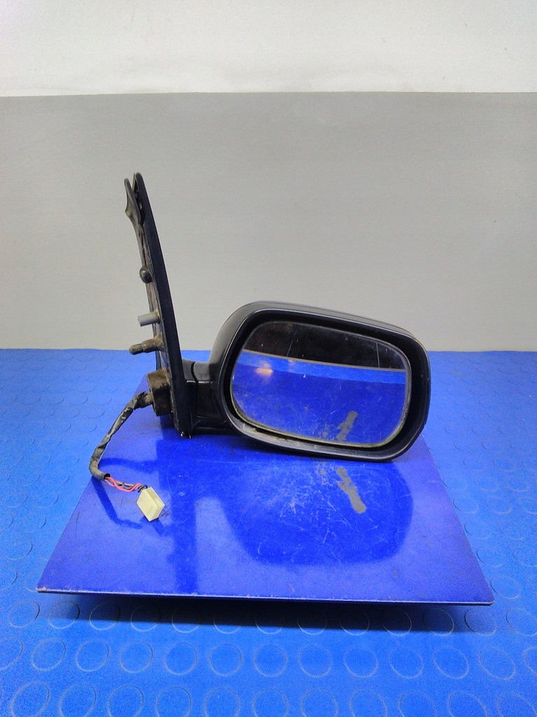 фото №1, Toyota avensis verso зеркало правое электрический