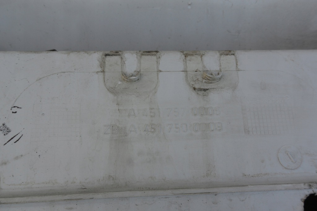 фото №13, Smart fortwo ii a451 крышка багажника задняя накладка 07-14