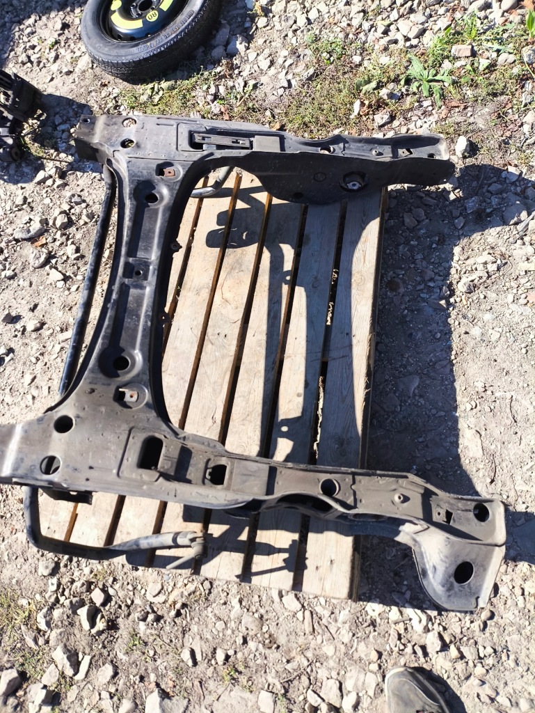 Mercedes w245 підрамник підрамник підрамник перед mercedes w245 ? Зі Шроту