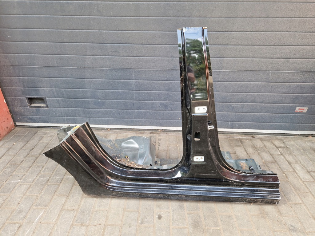 фото №1, Opel corsa f 23r блок двигателя средний порог правый