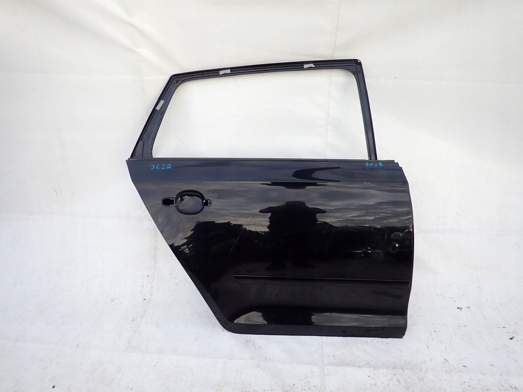 фото №1, Skoda rapid spaceback 13- дверь правое задняя задние
