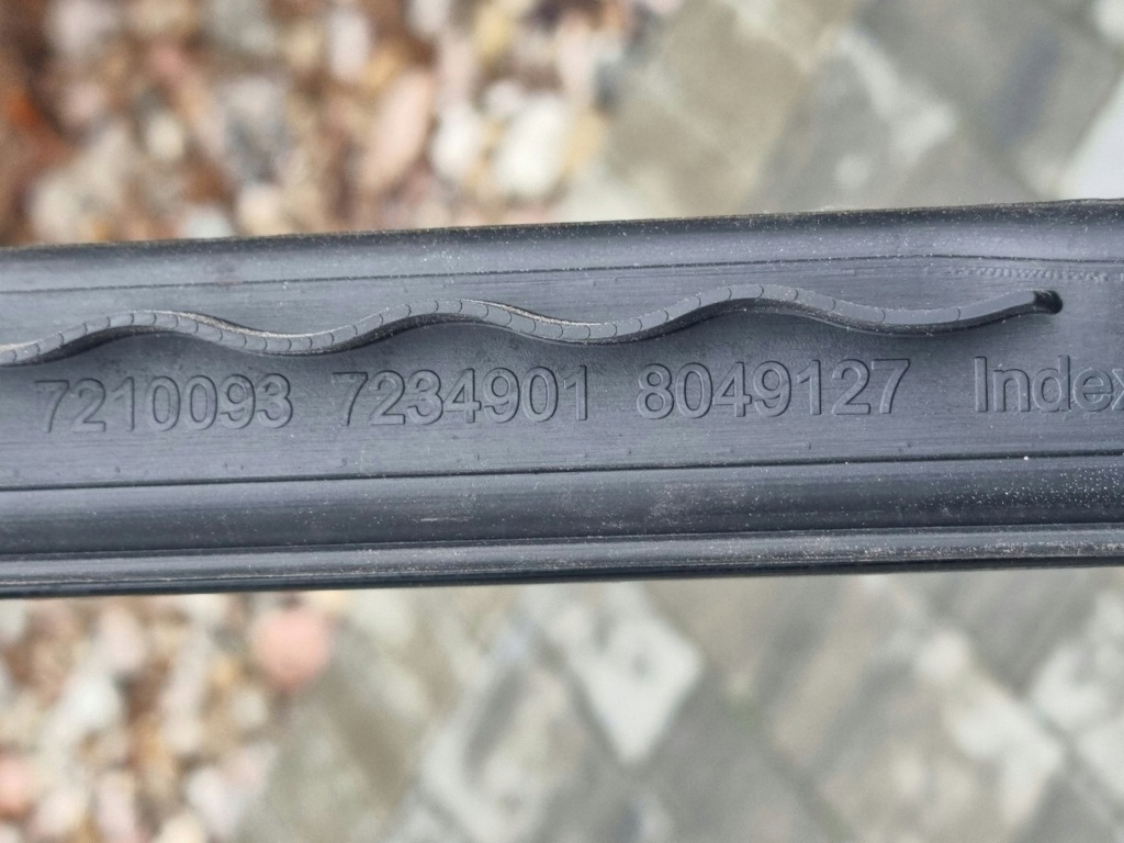 Bmw f11 накладки рейлинги кровельные Недорого